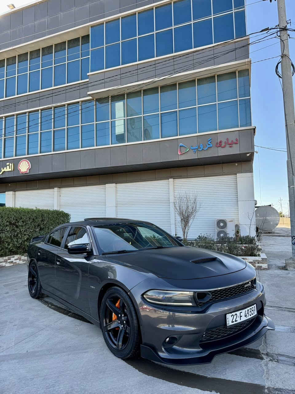 السلام عليكم 
جارجر RTماكس 5700 💪🏻
موديل 2016
تحديث كامل SRT
 سياره فقط قطعه وحده بنيد ومبدل تحديث لغد شاصي كفاله اي دواخل ماكو 
فول موصفات 1/1عدا رادار 
فتحه سقف 
بصمه ابواب وتشغيل وجنطه
كشنات جلد وكهرباء عدد 2 تدفه تبريد كشنات 
كشن ميموي
داخل احمر ابلادي كشن حضن 
ستيرن تدفئه 
شفتات بل ستيرن 
حساس 
تدفئه كشنات خلفيه 
سياره عليه تفريغ وبرمجه 
تخم تاير ويل نجمه جديد 
وسياره جاهزه عل اخر حبايه مابيه نقص 
مكان سياره بغداد سيديه 
رقم اربيل شرط التحويل سنويه وهزه جديد 
***********⚔️
