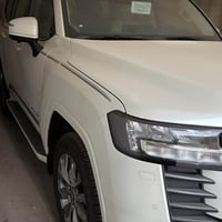لاندكروزر GXR • ٢٠٢٥ • ٠ كم
