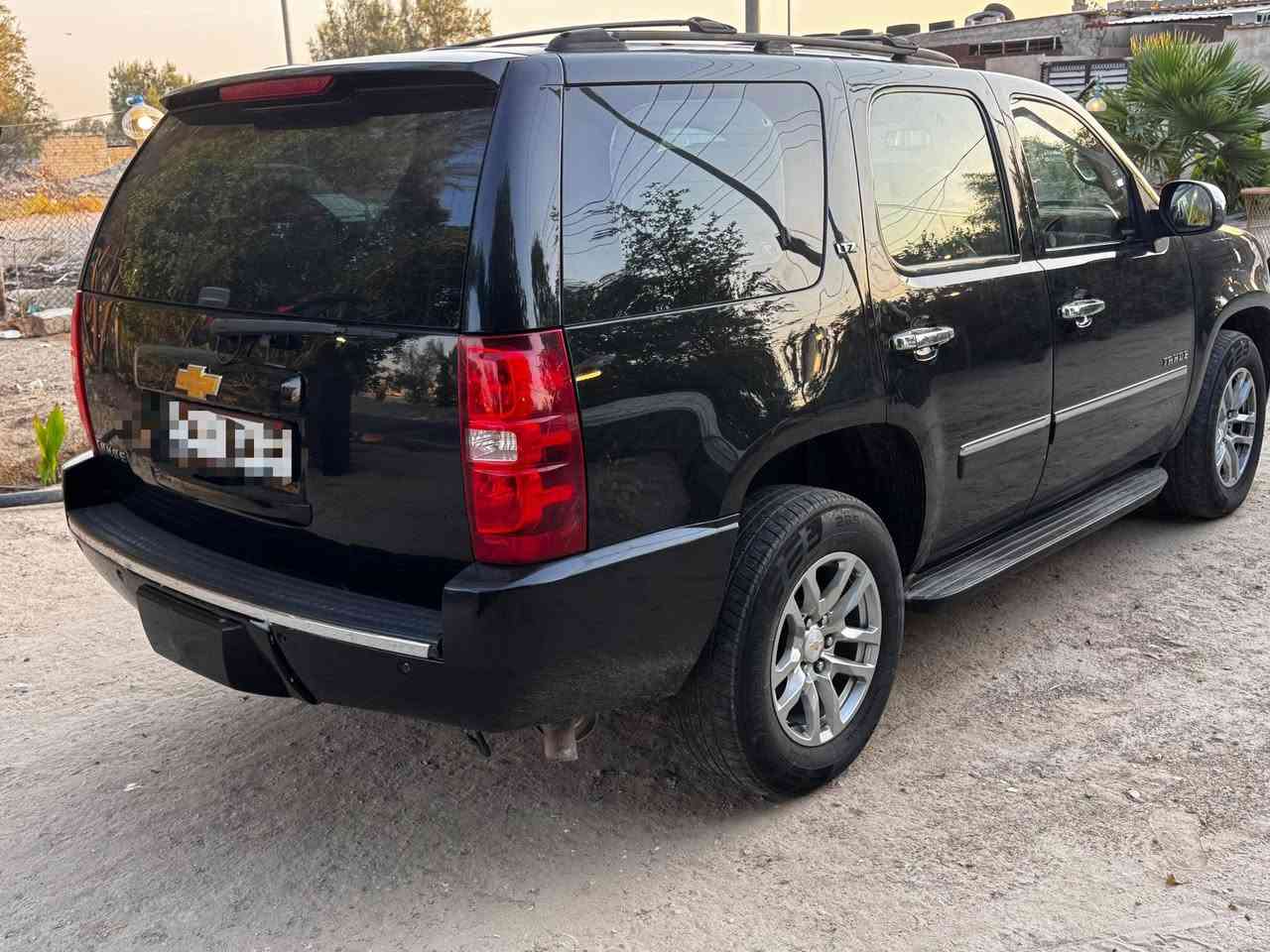 تاهو للبيع 13خليجي فول مواصفات 
رقم بصره الجديد سياره مكفوله 
مبدل بيها فريم ممه 
الحاظن الي تكعد عليه المكينه 
السياره مكفوله كفاله عامه عده شخط بيها 
السعر 235 
‏‪***********‬‏
مكان السيارة البصرة
