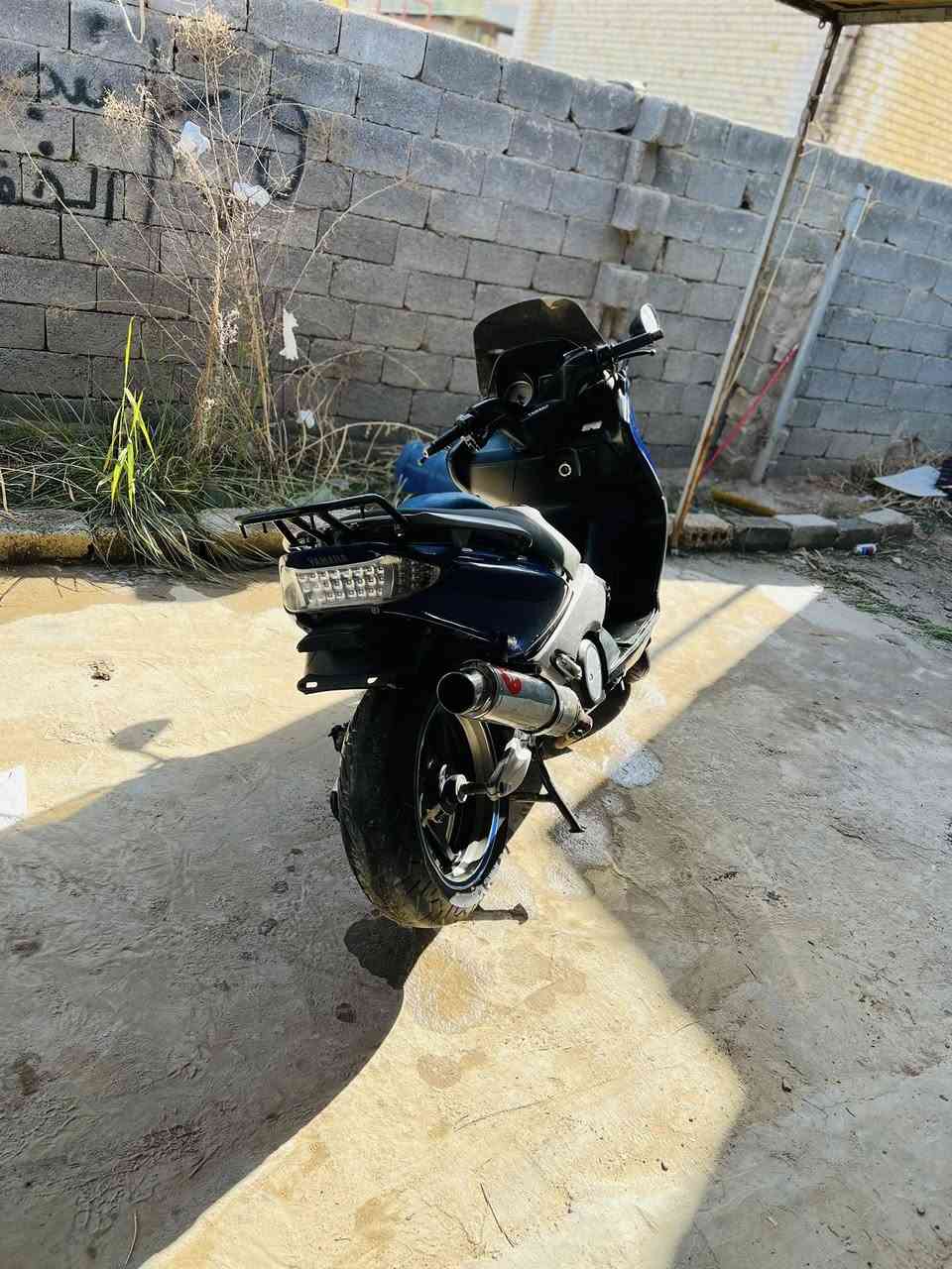 سلام عليكم
تي ماكس ٢٠٠٨
مكينة مكفولة منل فتح 
دراجة خير من اللة 
مكاني كربلاء 
***********
