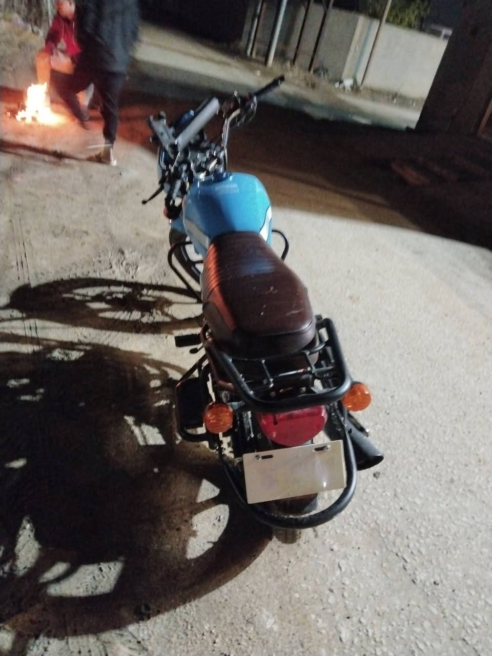 دراجه للبيع دايون قبل سبوع مطلعها من الوكيل سعرها مليون و 650 . أوراق استنساخ .. *********** بي واتساب
