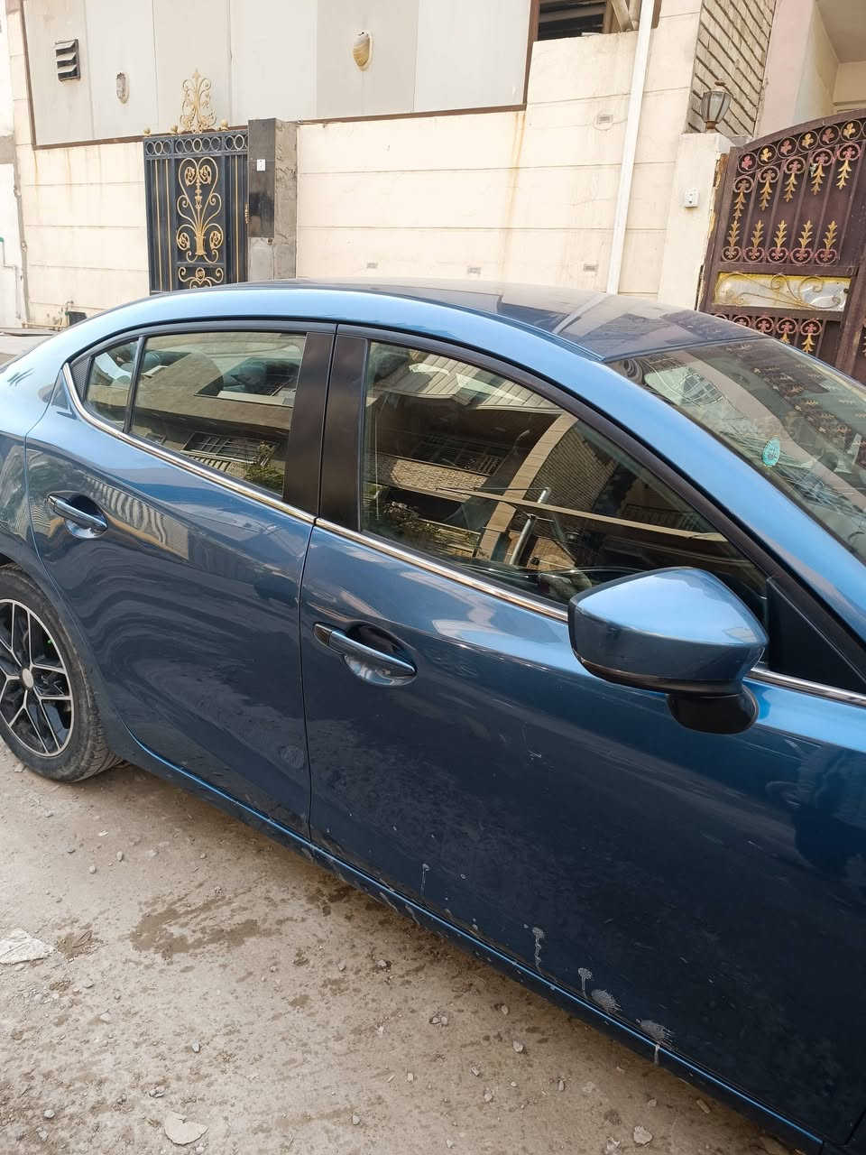 سلام عليكم
مازدا 3 موديل 2017 
وارد امريكي حادثهة 3 قطع 
محرك وكير كفالة عامة مكينة 2000 سكاي اكتف 
بصمة وهاند بريك كهرباء 
وبيهة ملاحظات بسيطة 
العنوان بغداد 
السعر 112
***********
