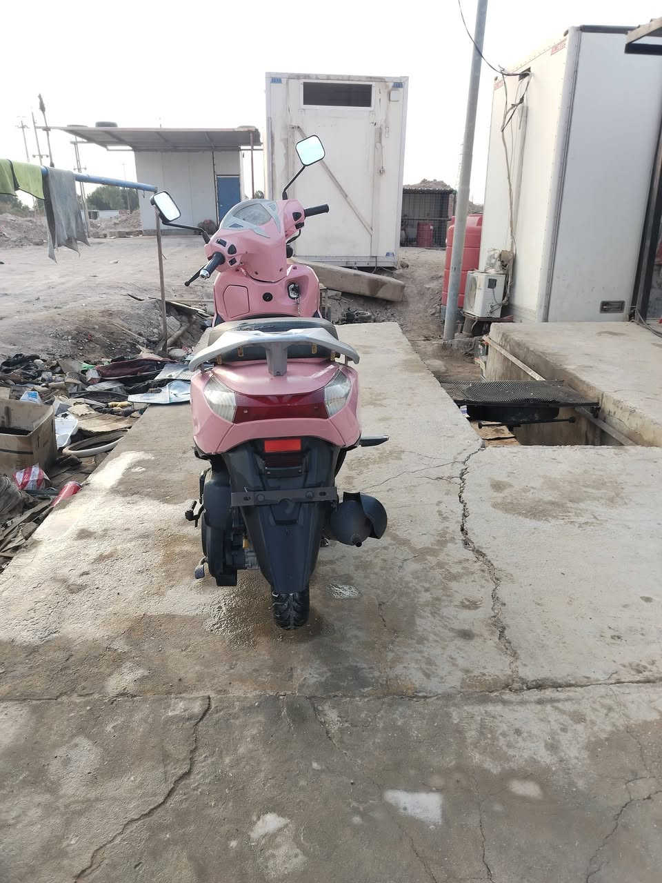 دراج صيني البيع  سعر خاص دراج ما ناقصه شي كلشي شقال بيه تايرات جديده مكاني القرنه الشرش شلهت الحسين ***********
