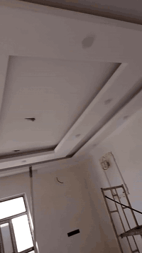 الصباغ ابو مصطفى الناصري صبغ جميع الدور السكنيه داخل وخارج ورسم جميع المناظر الطبيعيه حسب طلب الزبون شغل درجه اولى وترميم جميع الدور قبل الصبغ واسعارنا مناسبه لعيون أهل تكريت ***********
