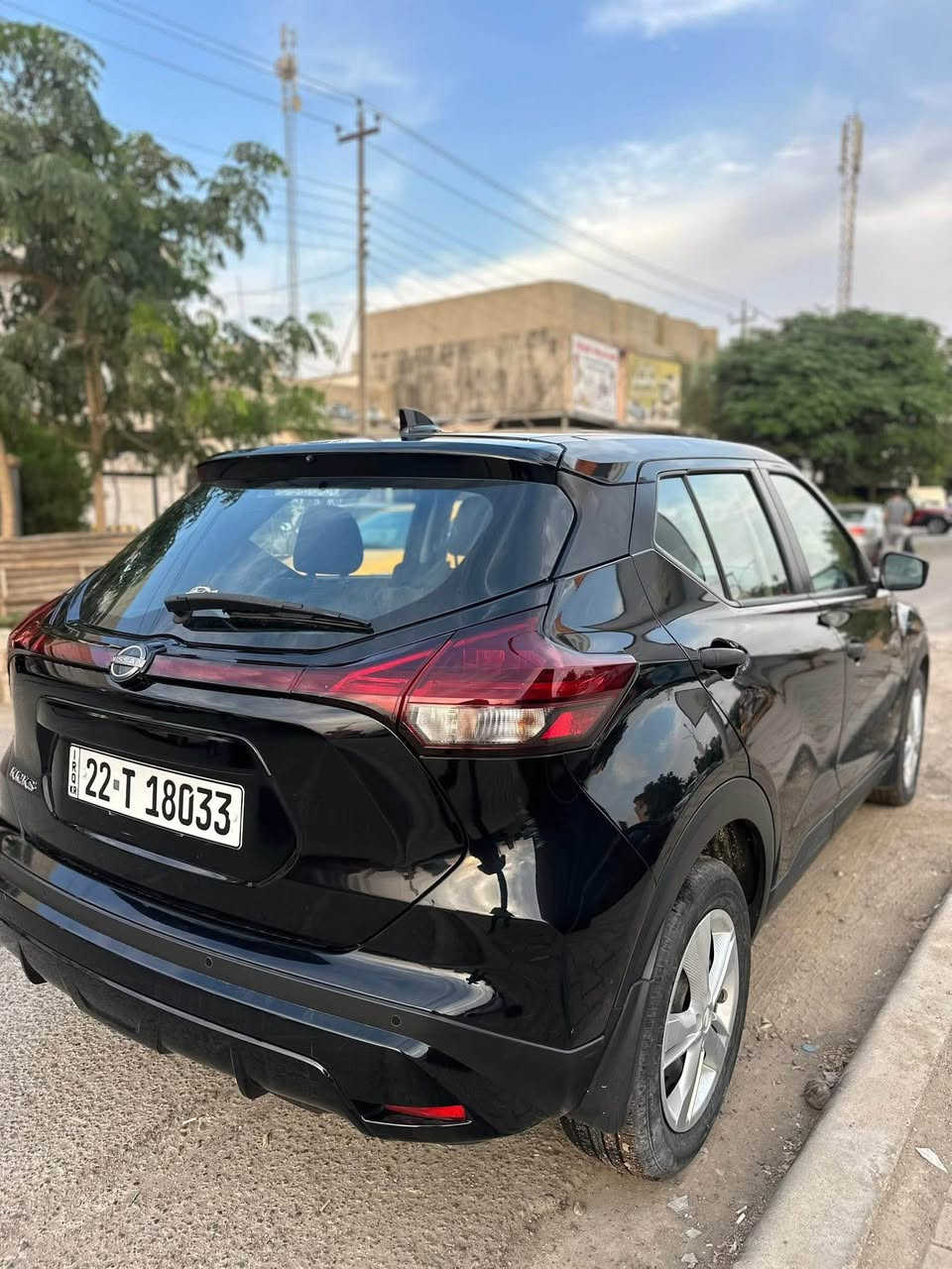 للبيع نيسان كيكس. S
موديل 2023 S
بسمي تحويل وكاله حاضر 
موصفات 
تحكم استيرن 
شاشه 
كاميره خلفي 
حساس 
رادار امامي 
رادار خلفي 
بصمة تشغيل 
لايت زنون 
سياره حادثه بونيد مبدل مع صندوك صبغ
سعر 123 وبي  مجال 
مكاني كركوك 
*********** كركوك, العراق
