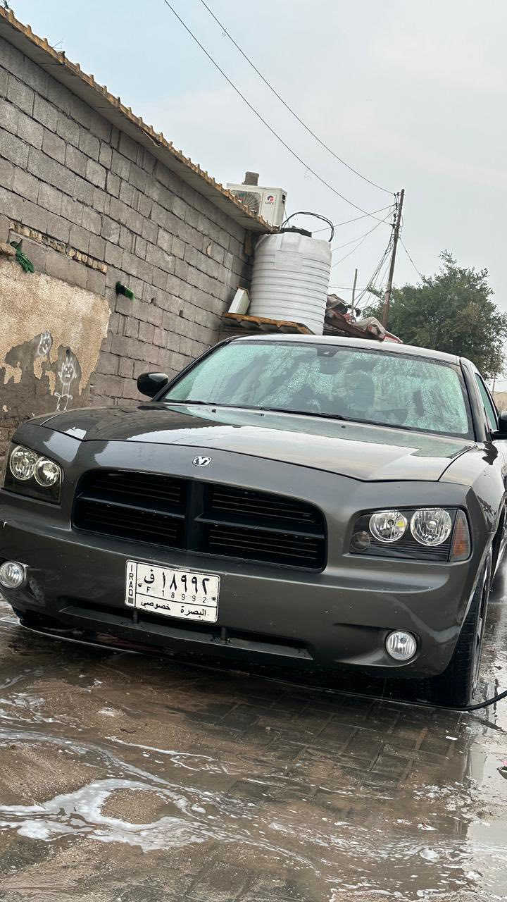 جارجر 2010
مكينه تبخر 
كير حداديه غرفه كهربائيات كلها كامله 
شاشه كامره خلفيه 
مكفوله بيها جاملغ امامي مبدل نفس اللون وبيه باب السايق طعجه باسمي سنويه نهاية 27 سعر 88
البصرة القبلة حي المهندسين
الاتصال ***********
