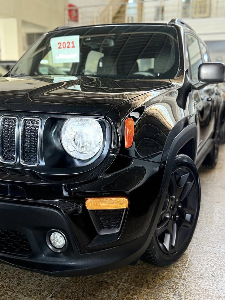 سلام عليكم
السيارة : جيب رينيجيد

 الموديل : 2021

اللون : اسود 

اللوحة : اربيل 

السعر :  ١38$ورقة

حادث السيارة : چاملغ ايمن 

بدون دواخل  

_____________________

الــمــواصــفـــات  فول عدا الفتحة:-

{1} بصمة تشغيل + ابواب

{2} شاشة كبيرة  

{4} انضمة قيادة : اوتو

{6} كامرة خلفية دوارة مع الستيرن 

{7} لد نهاري 

{8} ويل كروم 

{9} سايد بريك بصمة 

{10} مانع انزلاق 

{11} فول تحكم ستيرن 

{12} جام اوتو يصعد دكمة وحدة وينزل كذلك

{13} منافذ USB

كشنات جلد 

كشنات تدفية

سترين تدفية

فورويل 

للإستفسار الإتصال 📞

***********
