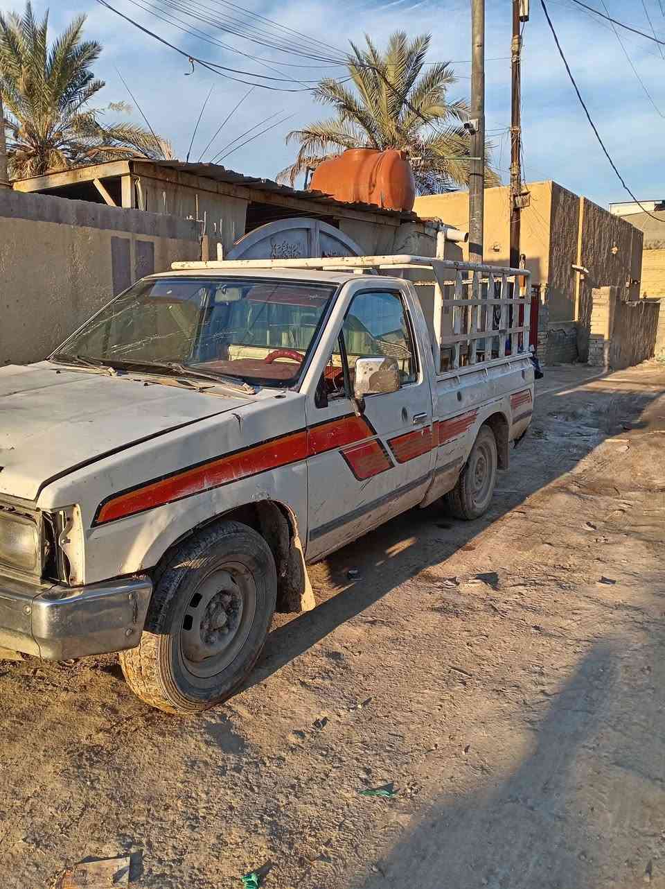 السلام عليكم سياره بيكم للبيع موديل 89 رقم بغداد صدامي مالكها متوفي السعر 15 ورقه  مكان بابل الاستفسار على هذا الرقم ***********
