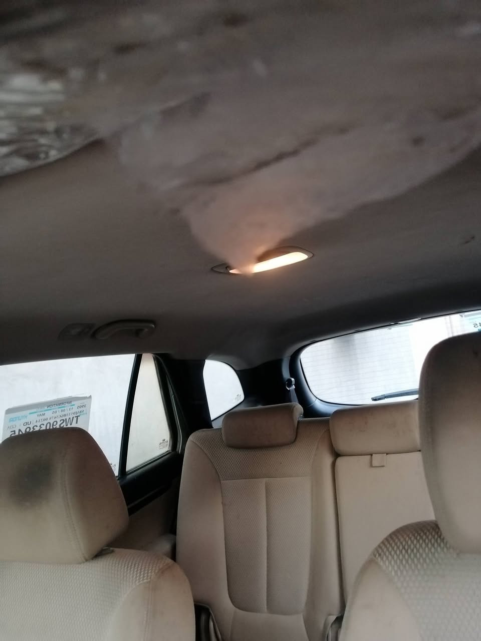 السلام عليكم
سنتافي 2012
ستة سلندر
سبعة راكب
ثلاث قطع تبريد
سنوية لل2029 ياله تسقط بسمي السيارة مداور ثاني يوم 
كير مكينة مكفول
سونارها موجود بالنشر
ماشية 200الف
باقي المواصفات معروفة
السعر 167 وبيها مجال
الشراي يتصل ***********
