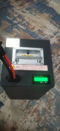 بطاريات ليثيوم • ٦٠ فولت ٤٠ امبير • بغداد