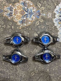 شاخات موستنك جديدات بعدهن مال علي الحداد مكاني بغداد السعر 100 وبيهن م...