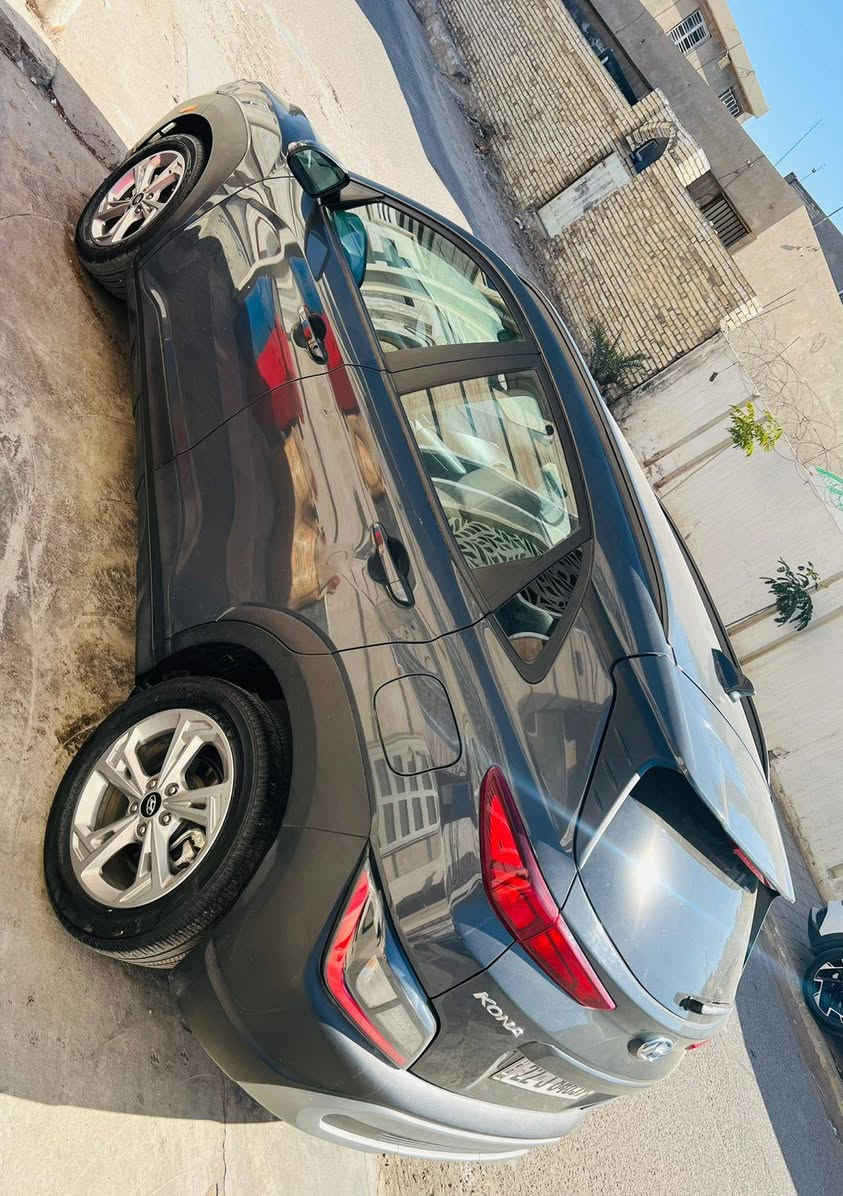 كونا 2023 كلين بدون صبغ بدون بارد
رقم اربيل بسمي 
المواصفات.
بصمه تشغيل وابواب 
تشغيل عن بعد
داخل ابيض
3 انظمة قيادة 
توقف ذاتي 
شاشه كبيره 
كامره دواره
رادارات
حساس خلفي
وباقي المواصفات  المعروفه
ماشية 58 الف

محرك 2000 دوش 
كير أوتو 
مكان سياره بغداد شارع سفارات قرب جسر عامريه 
تلفون ***********
