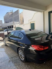 BMW 520i 2020 خليجي وكاله استلام شركه العروش سيرفر كامل با شركه فول مو...