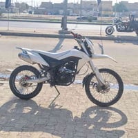 دراجه قفاز للبيع21 اصول مليون وميه وبيها مجال07852783000