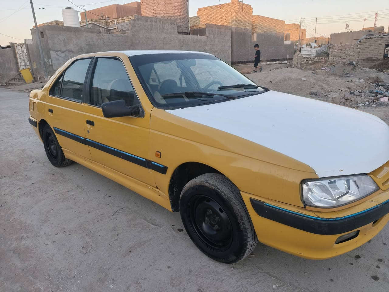 سلام عليكم بيجو بارص موديل 2013 رقم بصره تحويل سياره جاهزه لا ضربه ولا خياس ولا تبديل بيه بيه رشات كلش بصيطه يعني تصليحات خياسات بصيطه كلش كير ومكينه كير من الله حداده حلوه تخم تاير جديد بيه نواقصه كلش بصيطات ماينعدن  يعني تصليحن مايعبر حته 50 الف خوان هاي صور سياره اليوم العصر مصوره الله يشهد وعندي مقطع فديو مصوره داخل وخارج شرح كامل هاذه كلشي مكان سياره ناصريه طريق جبايش ناصريه سعره 26 ورقه ويدلل الشراي هاذه رقم صاحب سياره ‏‪***********‬‏
