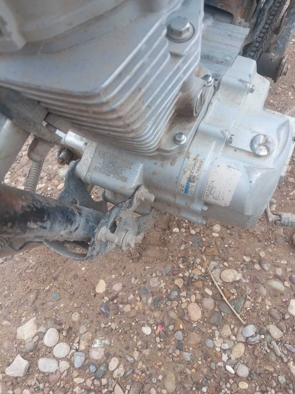 ماطور ٤كير محرك ٢٢ ماطور نضيف اويله تايرات محرك كله نضيف سعره ٣٠٠ وبي مجال مكاني ***********
