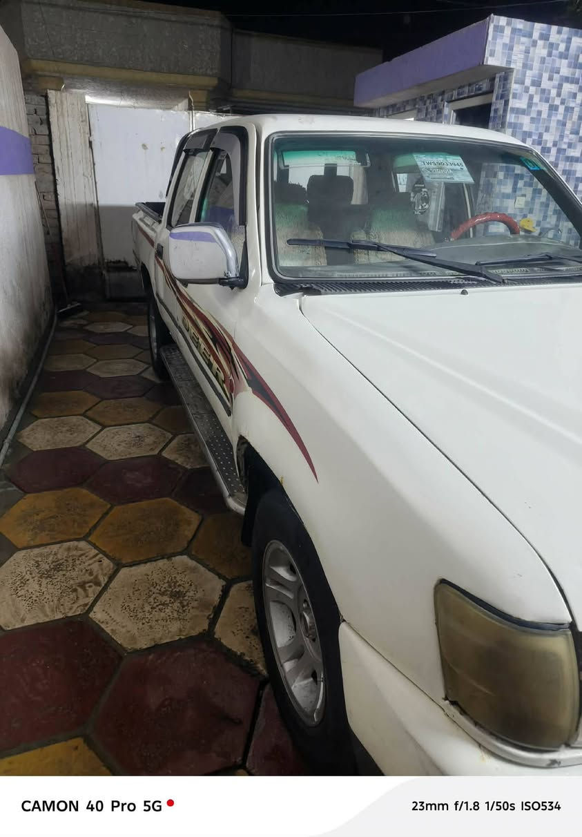 السلام عليكم للبيع بيكم موديل ٢٠٠٦ مكينة وكير بلاد مالتة ما صار شهر من شادهن رقم انكليزي بسمي ثاني يوم مداور موبايل‏‪***********‬‏
