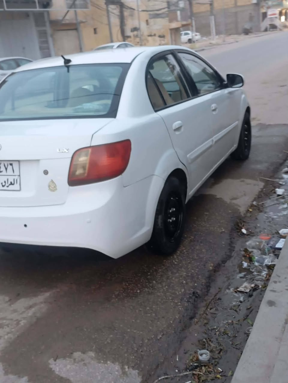 كيه ريو 2011بيه جاملغ خلفي وبيه رشات زغار صبغ بدون ضربه قويه وكاله مضمونه مكينه 1600جاهزه مكينه كير حداديه السعر 83لتواصل ***********مكان نجف حي الجامعه
