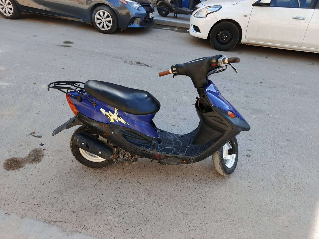 دراجة البيع بيجي تسع زروف محرك بلادي شلعه فول معدل حلو نقص باتري وجوزه بس سعر ١٢٥ مكاني بغداد رقم ***********
