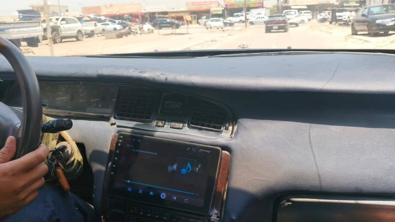 بيع مستعجل بطة موديل 95 منفصل
رقم بغداد نكليزي سنويه جديده تحويل مباشر 
كير ومحرك وتخم تاير جديد بيها كصه قمارة 
مكان السيارة واسط الصويرة للاستفسار 
***********
السعر 30 وبيها مجال قليل
