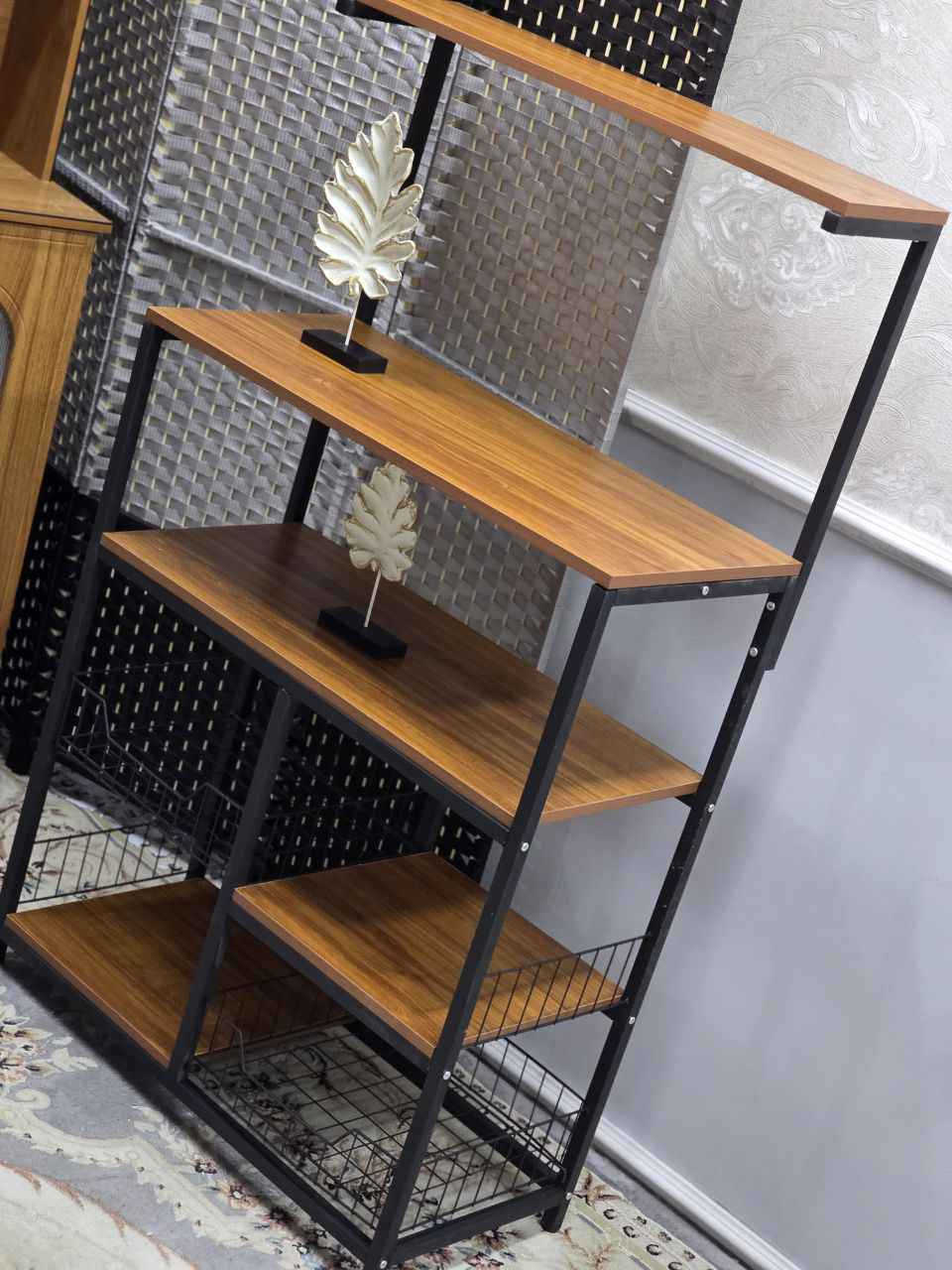 رف أوفن أو ركن قهوة… قطعة وحدة تسوي فرق ✨
تريده للمطبخ؟
تريده ركن قهوة؟
تريده بالصالة؟
يمشي وياك بكل مكان 👌
📏 القياسات:
▪️ عرض: 80 سم
▪️ عمق: 35 سم
▪️ ارتفاع: 137 سم
✔️ حجم عملي
✔️ ترتيب أنيق
✔️ ديكور يخدمك يومياً بغداد, العراق


**إذا كنت صاحب هذا الإعلان وتريد حذفه لأي سبب، رجاءا أرسل رسالة إلى الدعم الفني**