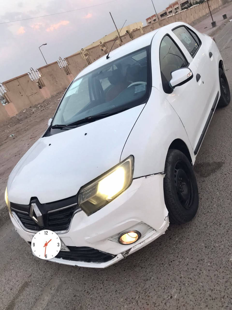 السلام عليكم للبيع رينو سيمبول موديل 2018
سياره رقمها معوقين بصرة تتحرر بشهر ال 10 وبيها صبغ بنيد وجاملاغات الاماميه 
سياره معمول الها ادامه محرك جديد متفرعات المحرك جديده كير جديد منظومة تبريد جديده حداديه جديده تخم تاير جديد باتري جديد لايت زنون دوشمه دواخل ارضيه وكشنات شاشه ايباد جديده كامره خلفيه سياره جاهزه وما بيها اي نقص السعر المطلوب 75 ورقه وبيها مجال . ارقام التواصل واتساب واتصال 
*********** / ***********
