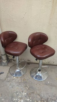 للبيع  كراسي وميوزة كوفي  ٥ميوزة و١٦ كرسي ب٧٠٠ ٥ ستولات الوحد على ٣٥ ل...