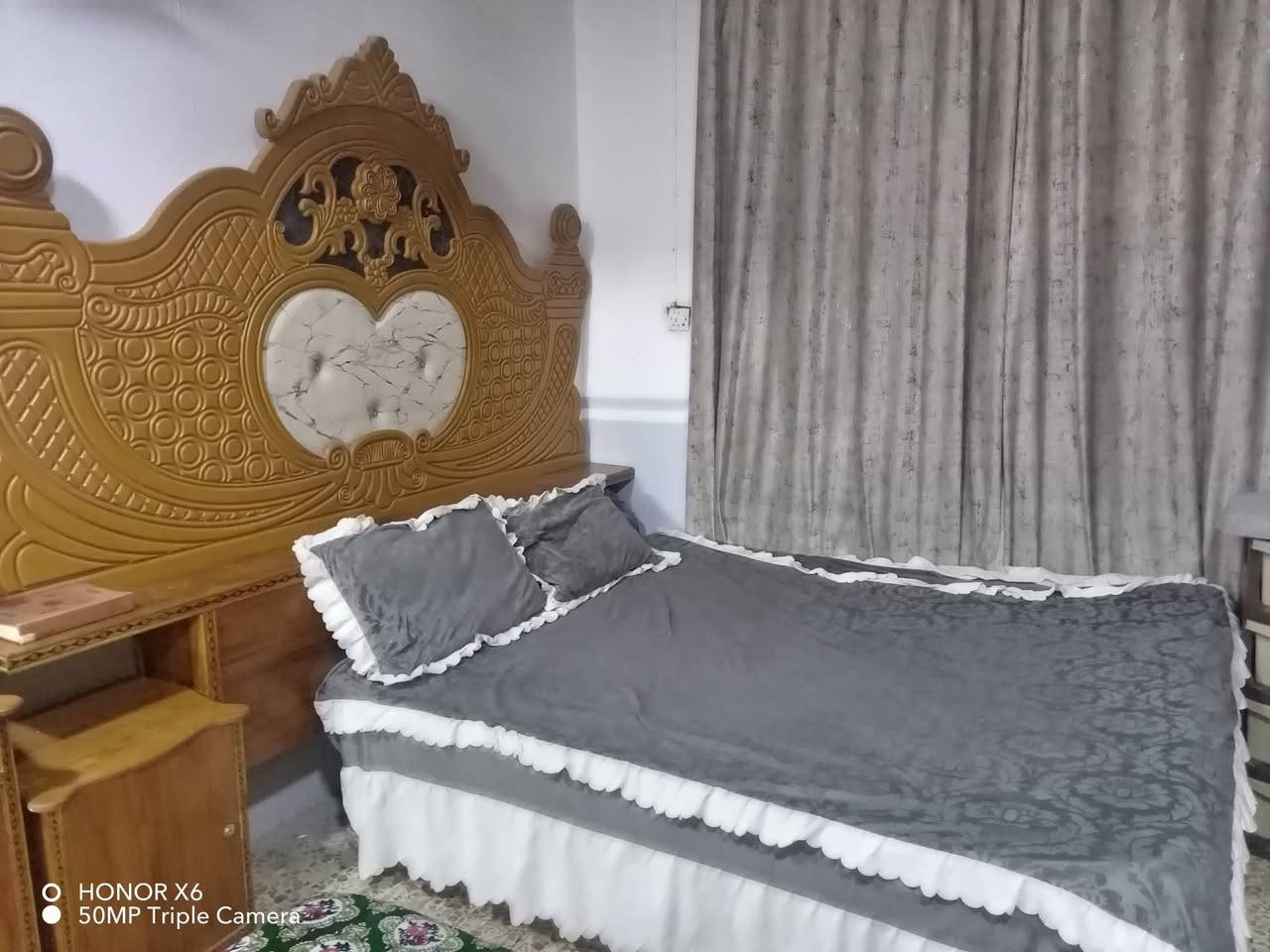 الغرفع البيع الغرفه بعدهي جديه
مكان النجف  السعر 750 رقم جهاز ***********
