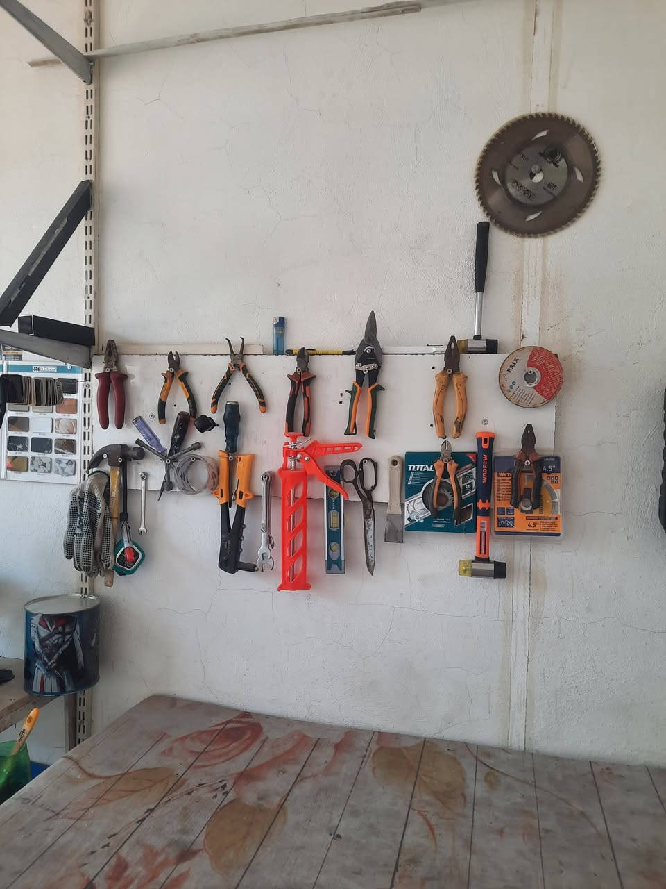 لبيع كلمن وسعرة عنوان شعب شارع صحة ***********
