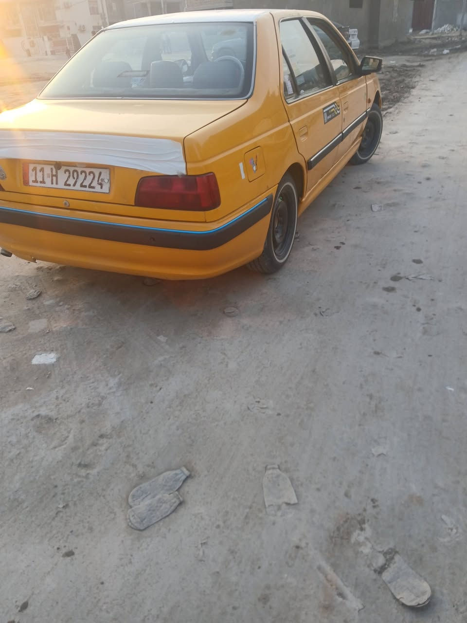 السلام عليكم بيج باص للبيع موديل 2018 سياره باسمي جير وماكينه مقفولات حداديه 80% رقم بغداد مشروع وطني الثانويه 32 حبايب ترى ما متواجد على الخاص اللي يريد هذا رقم تلفوني مكان السياره بابل*********** السعر 50 وبيها مجال اذا اكو مراوس اراوس
