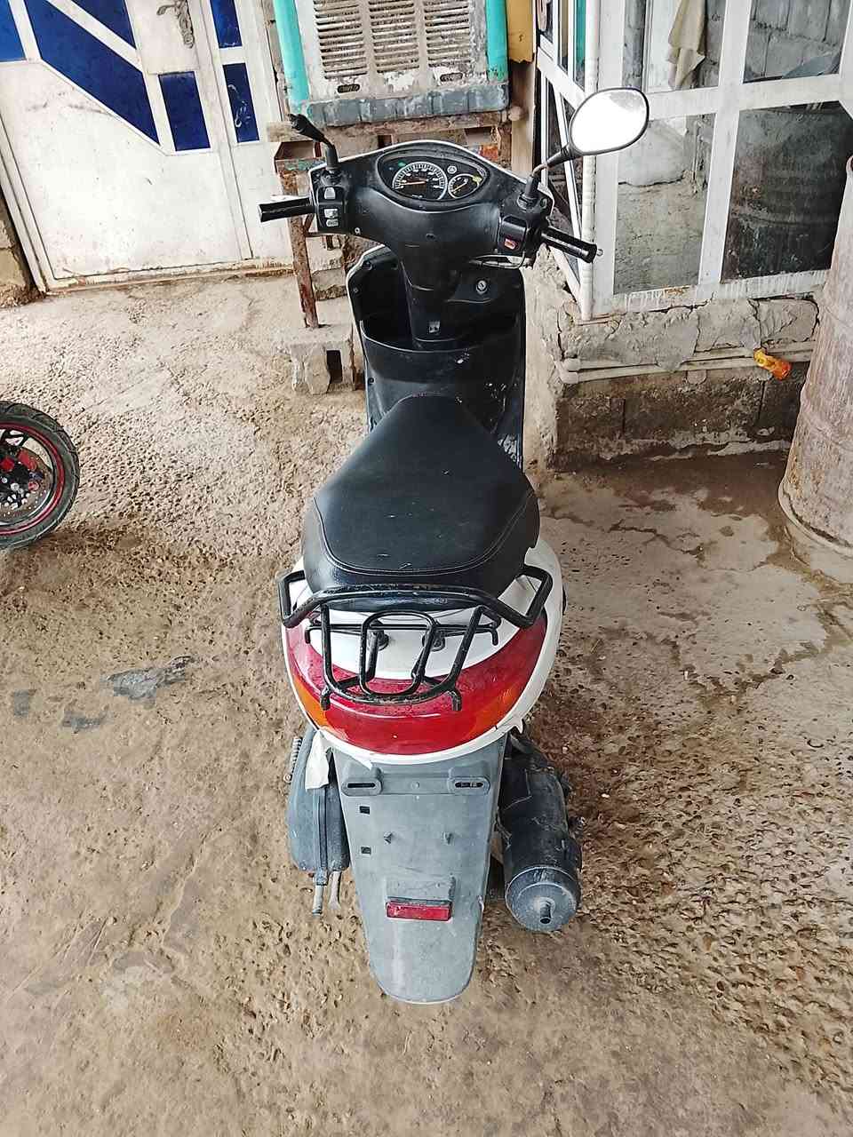 السلام عليكم دراجه بريز نوزل السرعة 140دراجة نضيفه المكينة مال رنبه السعر 550
رقم الهاتف ***********يوجد واتساب ع هذا الرقم
