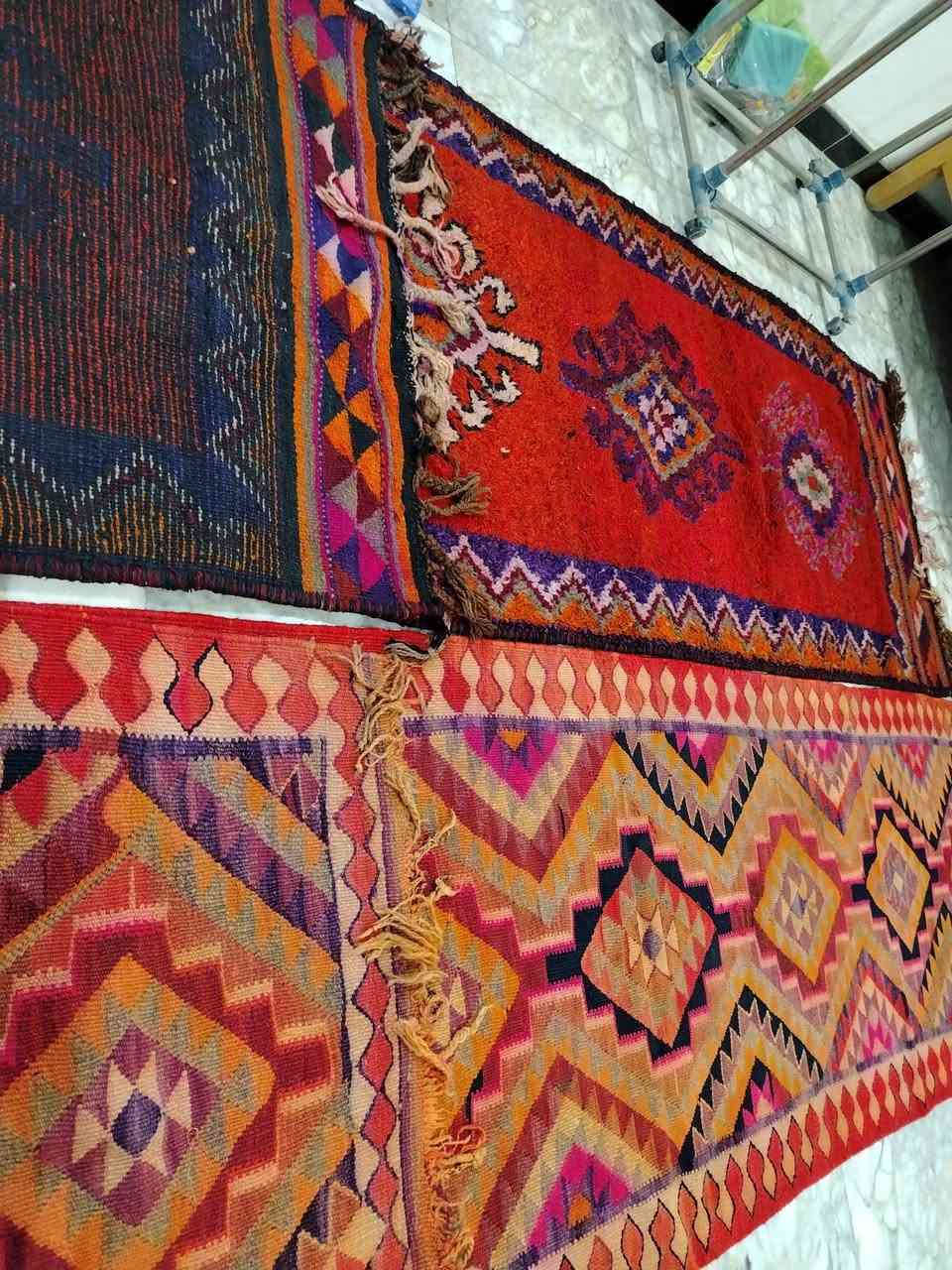 🧶 إعلان بيع سجاد قديم يدوي 🧶
للبيع سجاد عشائري قديم أصلي
منسوج يدوي – صبغ نباتي
العمر التقريبي: 100–130 سنة
🔹 العدد: 9 سجادات
🔹 النوع: سجاد عشائري / كليم قديم
🔹 الحالة:
– 7 سجادات بحالة جيدة جداً
– 2 معيوبات (وحدة مزوفة ومهترئة، وحدة بيها بقع)
🔹 البيع: قطعة قطعة أو دفعة وحدة
🔹 الأسعار :
١. السجادة الوحده بسعر 130 الف.
٢. السجادة المزوفة بسعر 20 الف.
٣. السجادة بيها بقعه بسعر 60 الف.
كل السجادات بـ 990 الف. ( السعر غير قابل للتفاوض) 
🔹 الموقع: بغداد
ملاحظة: السجاد مو تجاري ولا حديث، مناسب للتحف والديكور.
📩 للجادين فقط – التواصل واتساب ***********
