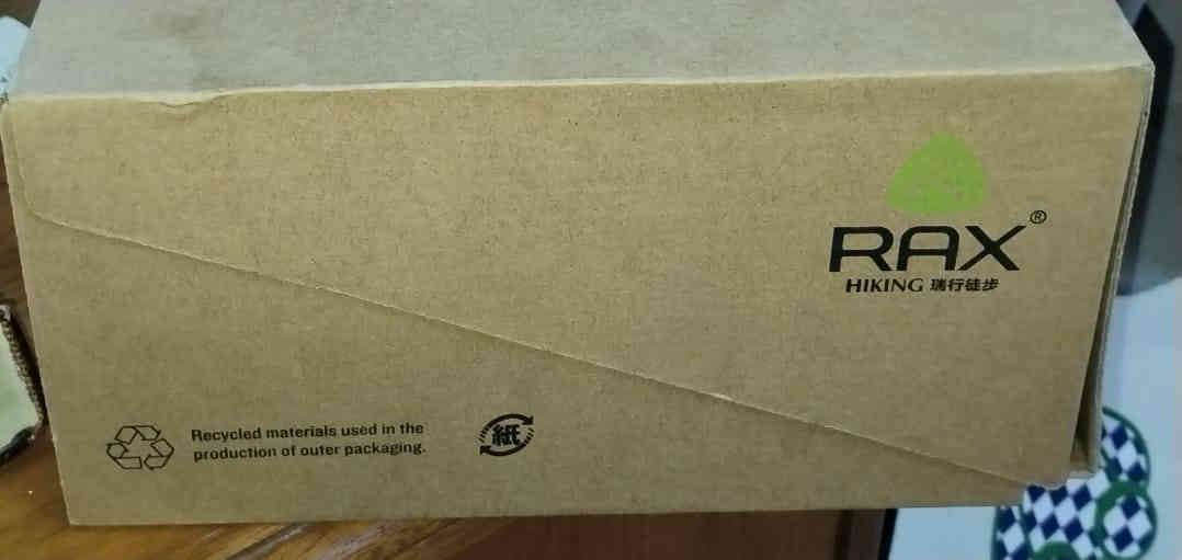 السلام عليكم للبيع RAX يلبس 40. 41 طبي فول طركة طبية احتياط الحذاء بي سيفتي فسفوري جديد وكالة ملبوس مرتين فقط ***********
