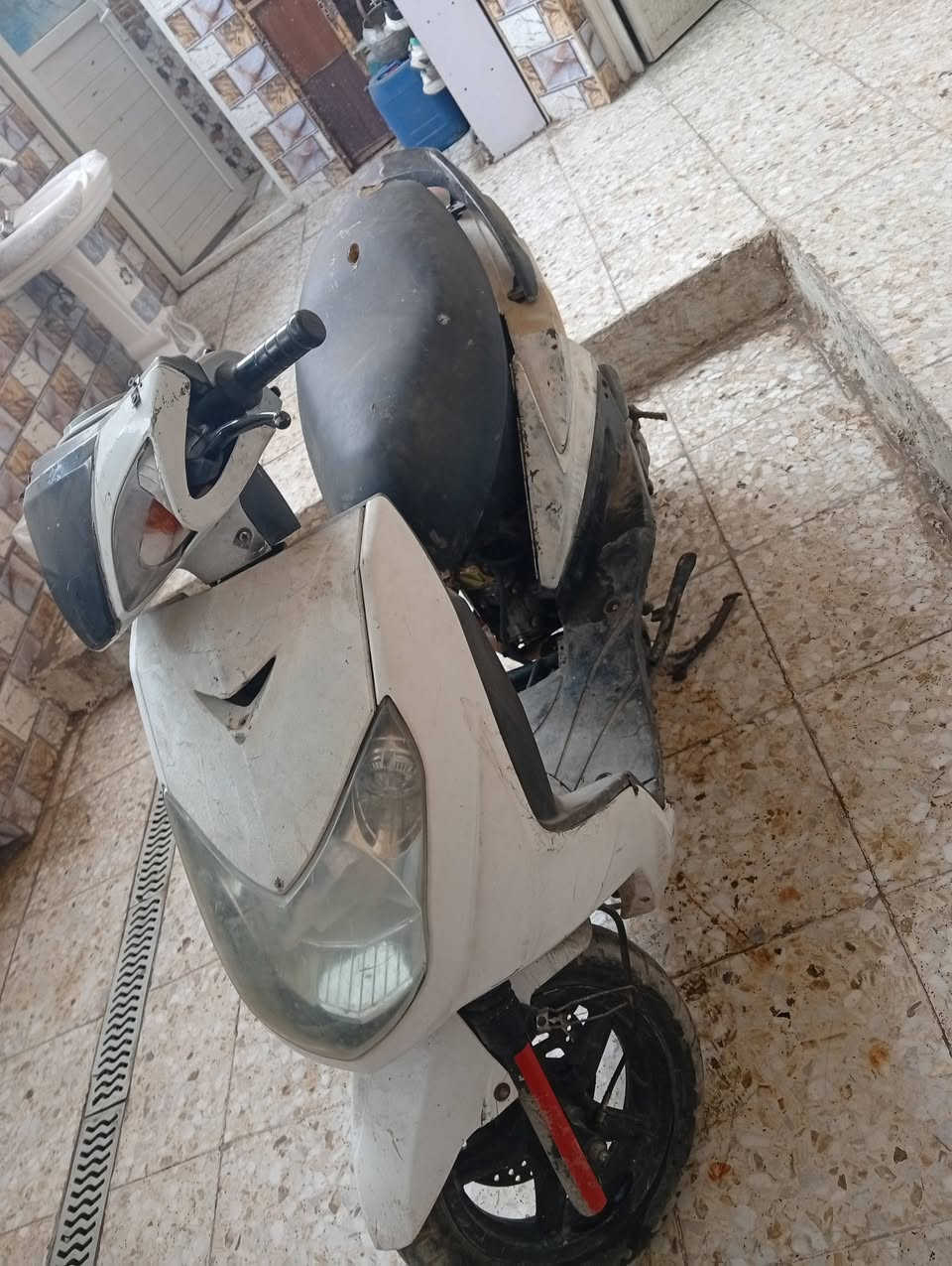 دراجه سكنس متروكه للبيع سعرههه على خاص ***********
