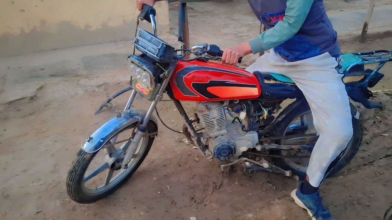 دراجه ايرانيه اربع كير للبيع موديل ١٨ مكاني بغداد فلكت حي النصر  سعر ٢٠٠ وبيها مجال ***********
***********
