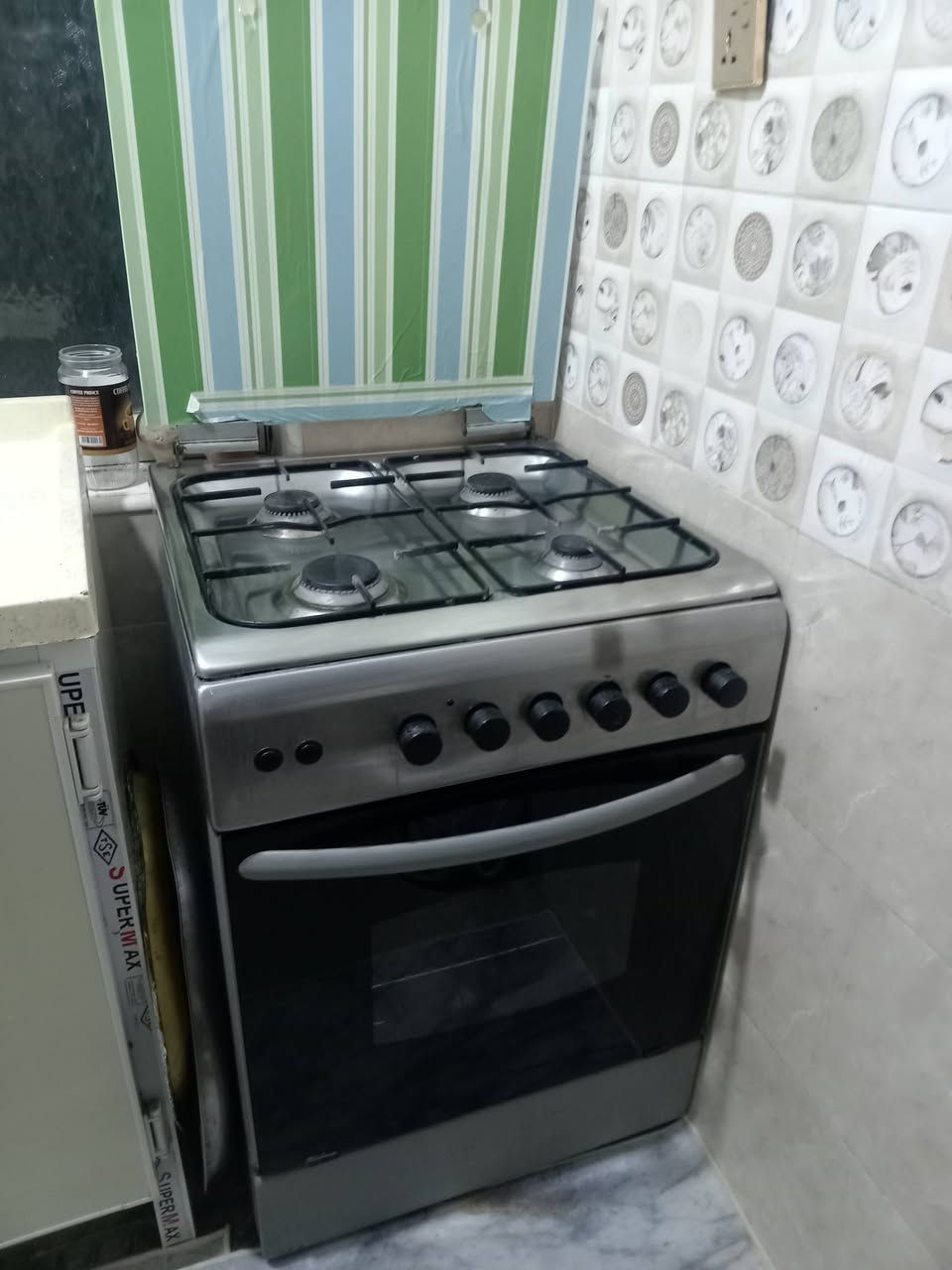 طباخ للبيع شغال السعر ٧٥ العنوان بابل المركز اي استفسار على هذا الرقم ***********
