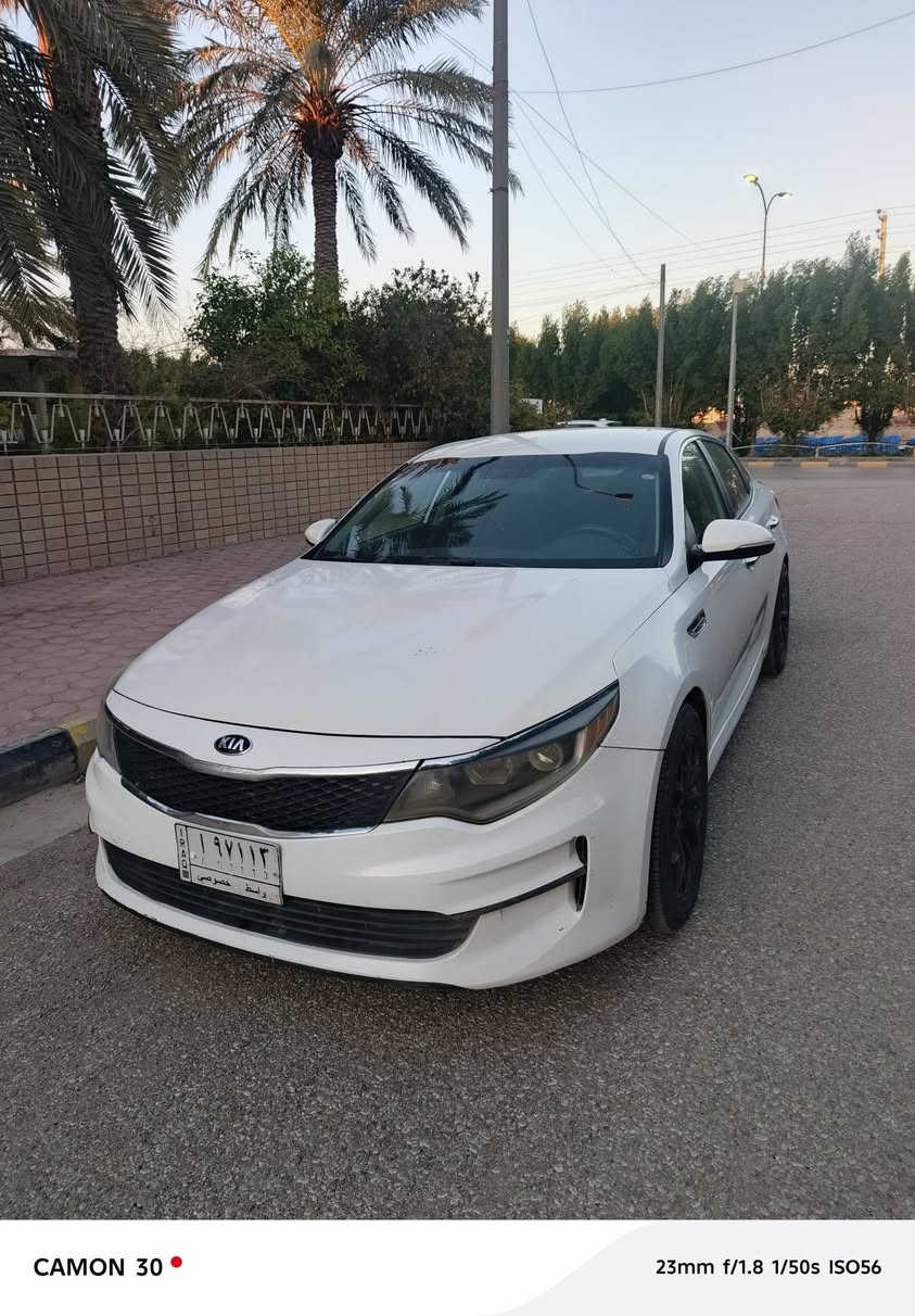 كيا اوبتيما للبيع فقط 
موديل 2018 
لون أبيض 
وارد أمريكي حادث جاملغ وطرف البنيد
بدون ايرباك
مواصفات كشن كهرباء مخمل 
حساس كامرة
دبل ايرباك
تحكم مقود 
بيه مواصفات لكن مو فول 
مكينة جي دي أي GDI
بيه قطع مصبوغة جماليه غير مكان الحادث اثر شخوط
تخم تاير جديد 
جديدة السيارة ماشية 100 ميل 
رقم واسط ألماني سنوية نافذه قبل شهرين 
السعر 128 ورقه وبيه مجال 
مكان السيارة مركز الكوت 
للاتصال على الرقم ***********
