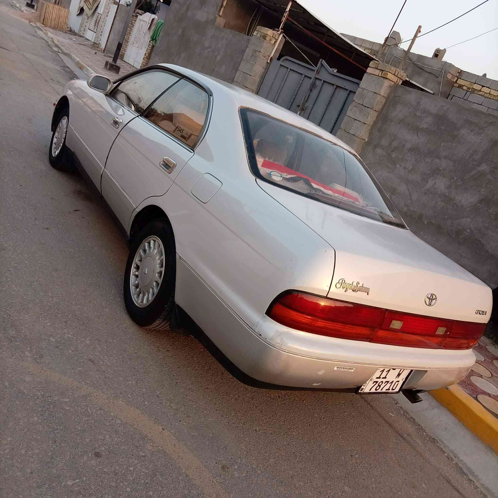 السلام عليكم بطه موديل 1992رقم بغداد باسمي كفالة عامه كير مكينه تخم تايرحداديه سنويه 31 مكان  ميسان الاتصال على الرقم ***********
