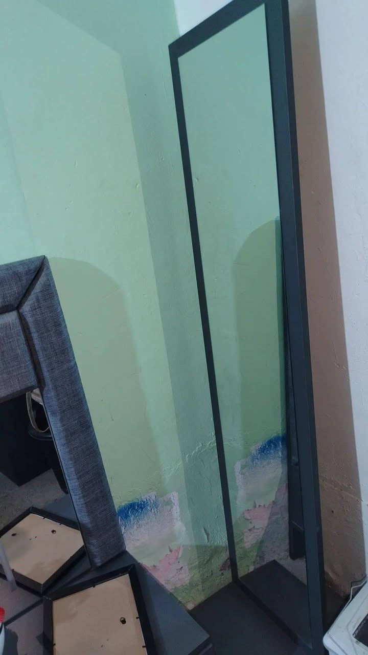 غرفة نوم عشر قطع البيع جديده بمعنئ الكلمه
لاستفسار لاتصال بلرقم ***********
