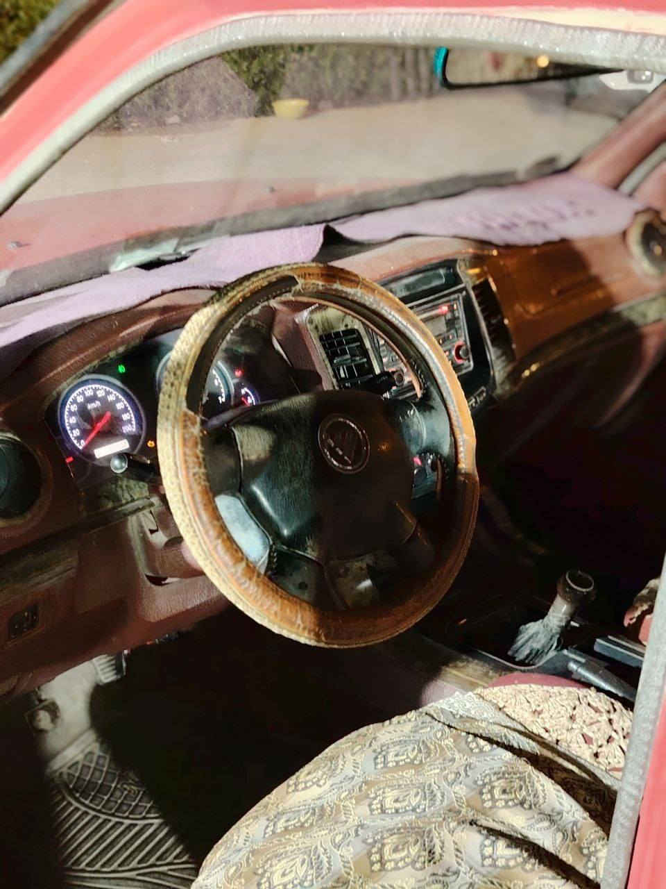 سلام عليكم
فوتون 2013 مثل ما موضح كدامكم بلاديه  مكينه كير اكسل بلادي جديد ومكفول حداديه تايرات تبريد كله جديد ما مفتوح برغي بيهه  مداور ثاني يوم رقم مثنى ومكانه الرميثه الهلال رايده  45 وبيها مجال رقم ***********

*ملاحظه اني مكلف بنشر
