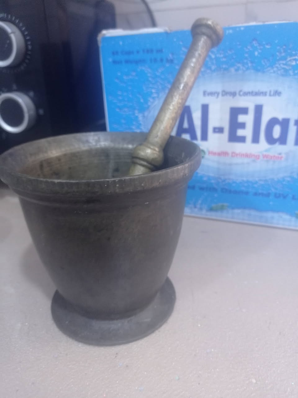 هاون للبيع عمره اكثر من 35سنه 70وبي مجال بسيط كلش مكاني كوفه *********** ما تعرف اسعارهم لا تراسل
