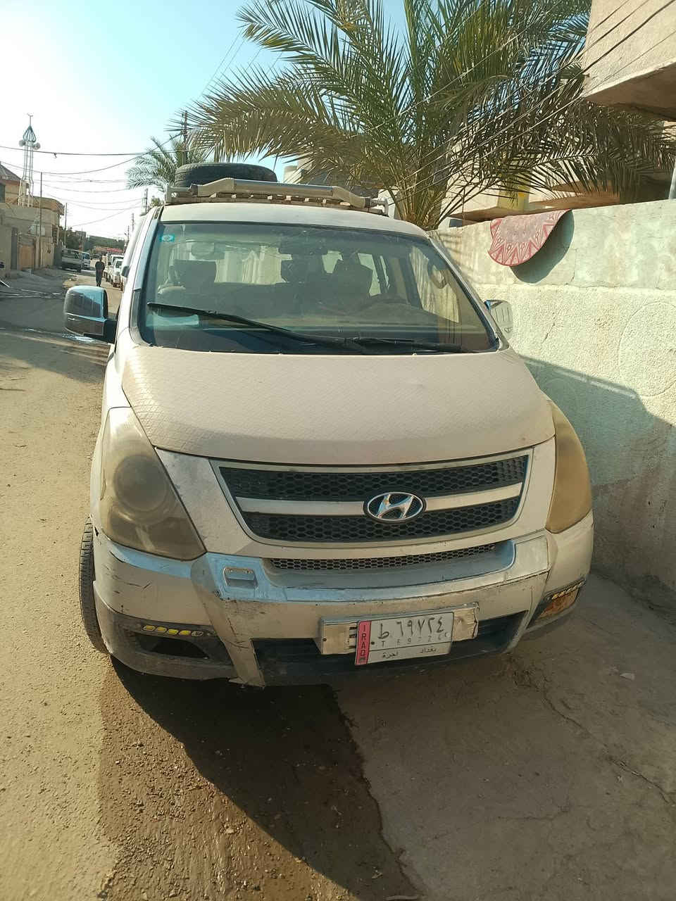 السلام عليكم الستاركس 2009 للبيع السياره متجيه عليمين وبيهه كصه من يم الجنطه رايدهه 110 وبيهه مجال رقم الهاتف *********** الموشراي لايتصل  و السلام عليكم
