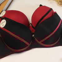 ستيان دبل سفنجة • كوزمتك العرائس • المجمع الذهبي