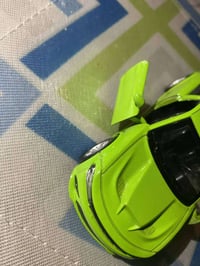 سيارات • حديد ثقيل • يشتغل