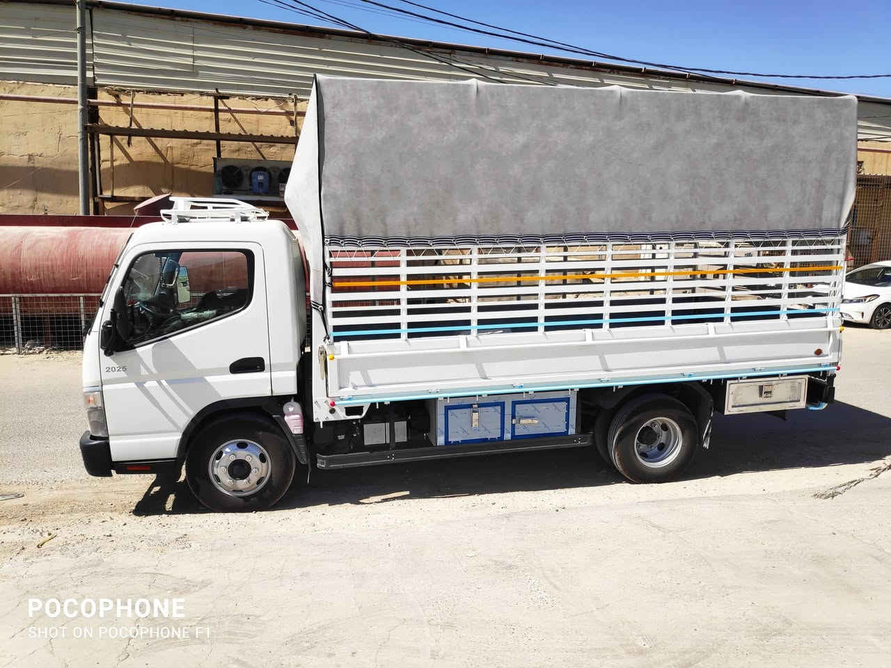 كانتر موديل 2025 ماشيه 2500 حقيقي سياره بحاله الزيرو حداديه جلال الحداد السعر ثلاث دفاتر و17 بها مجال رقمها بغداد انجليزي. ***********
