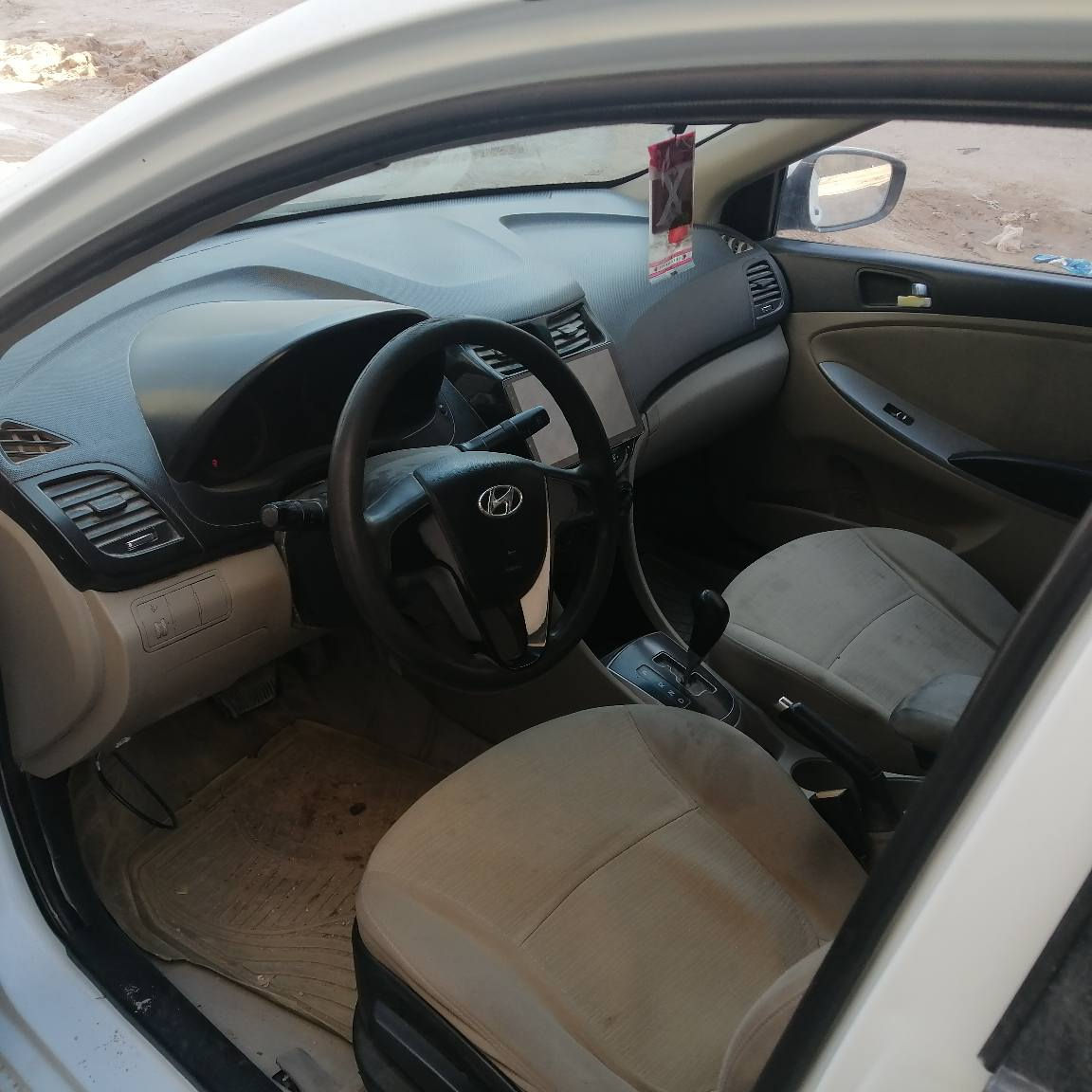 سلام عليكم اكسنت مديل 2016 خليجي بيها ضربه حوض خفيفه جاملغات مابيهن اي ضربه مكينه وكير 1600 مكفولات كهربائيات كلها شغاله تبريد شغال شاشه شغاله اشاير بالمري دواخل جدد رقم ذي قار سنويه ل 2028 مشروع وطني السعر 80 وبيها مجال العنوان البصره الزبير *********** قابل للمراوس إذا اكو انترا الزبير, البصرة
