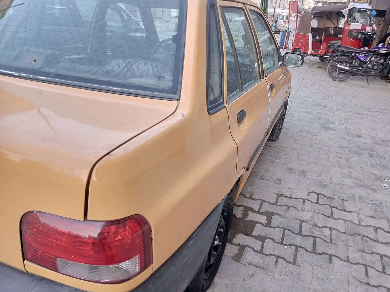 سايبه لبيع 2011سعر25بيهه مجال قليل ***********
