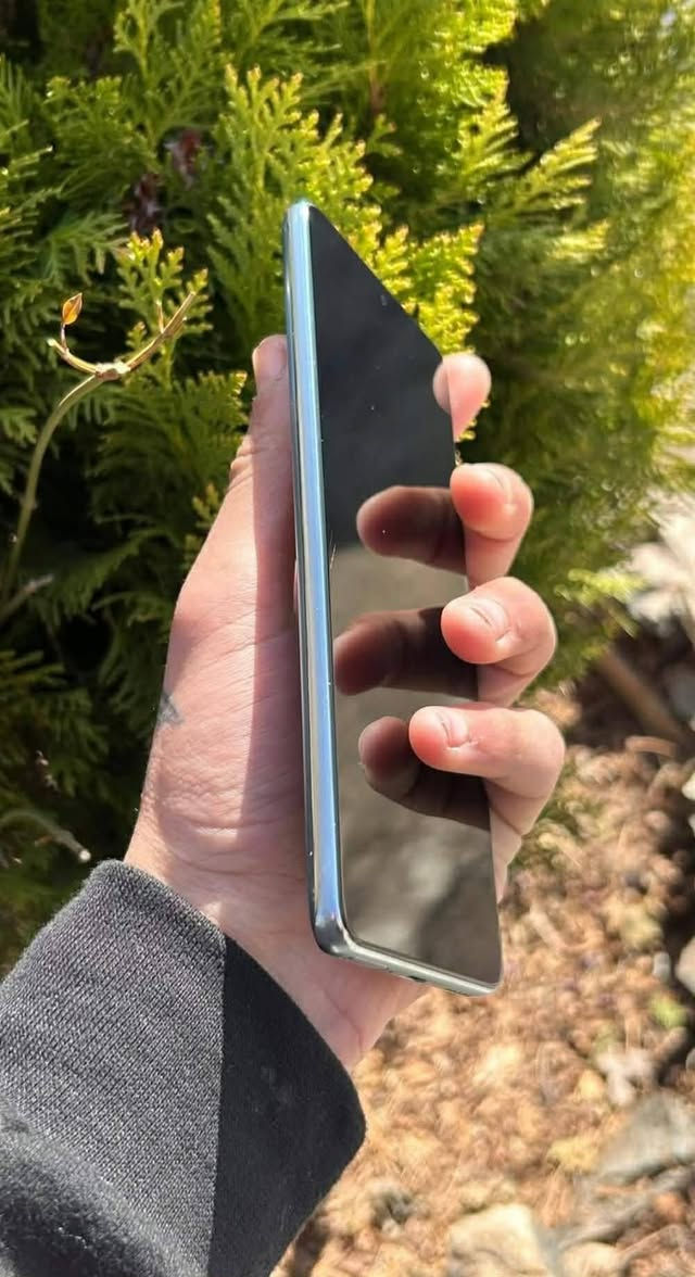 للبيع موبايل هونر اكس 9
موبايل مكفول من كلشي و ما داخل تصليح بطاريه 5000
شحن 66 واط معالج سناب دراكون 680 ببجي 60, فريم
ذكره 128 كامره 64 ميكابكسل شاشه 90 هيرتز موبايل نضيف كلش 
شخط ما بي مكاني ناصريه مركز السعر 110 و بيه مجال


**إذا كنت صاحب هذا الإعلان وتريد حذفه لأي سبب، رجاءا أرسل رسالة إلى الدعم الفني**