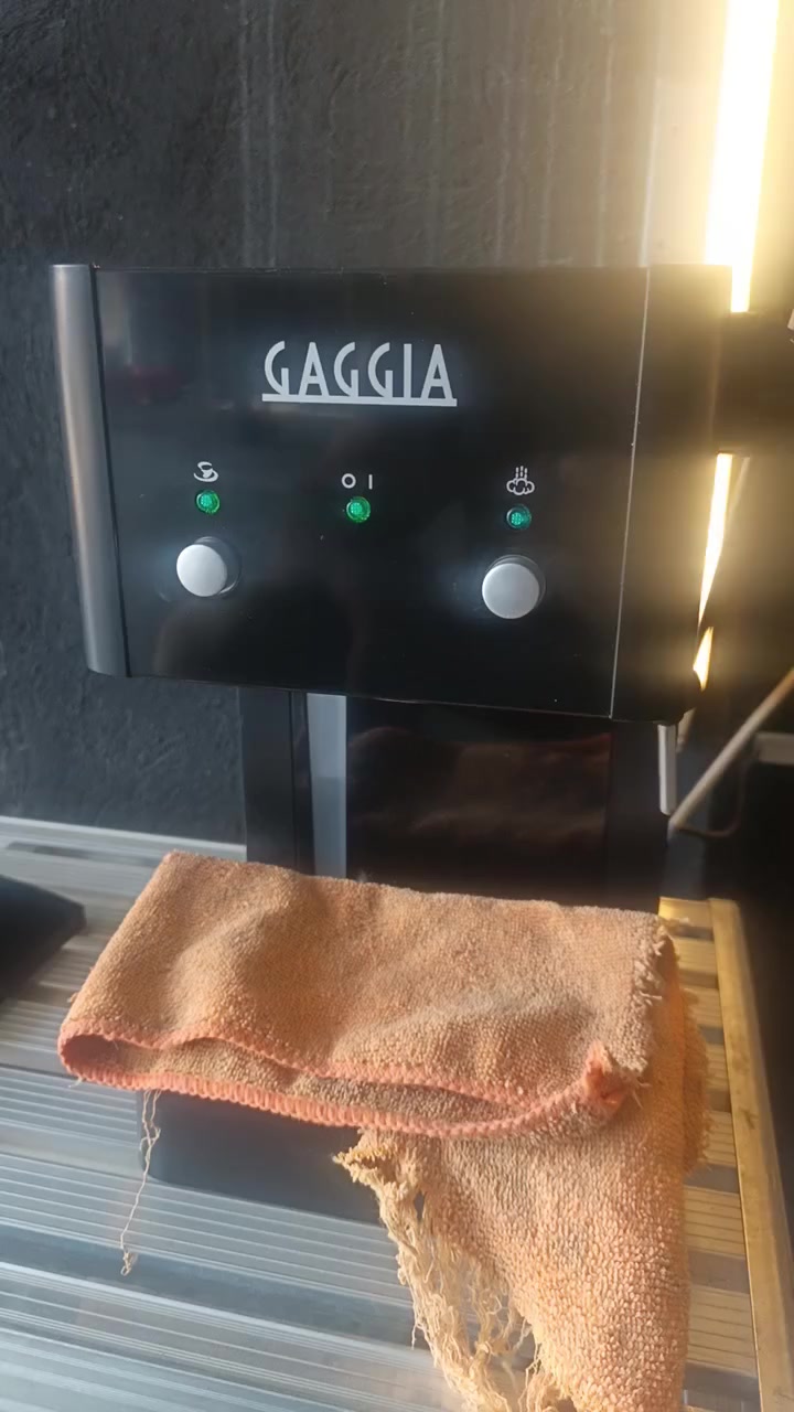 اخوان جهاز طلعلي بالأمزون بيهة نقص فنجان ومتصعد مي سألت كالو بايكة هوة سعر ٣٠ الف


**إذا كنت صاحب هذا الإعلان وتريد حذفه لأي سبب، رجاءا أرسل رسالة إلى الدعم الفني**