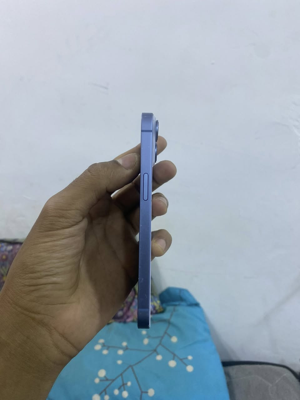 ايفون 14 ذاكره128 بيع او مراوس
مبدل بطاريه ممتازه✅
مبدل ضهر✅
الكامره الاماميه واكفه❌
‏باقي الجهاز كله يخبل 
صوت اتصال نت سيمكارت صرف شحن لمس جهاز نضيف مال بيت الضهر مابي شي جان ولا الكامره بس حشاكم مصلح غبي الله يشهد عليه جهاز تجي تشوفه يخبل قيمو بل يرضي الله واتساب*********** مكان بغداد
